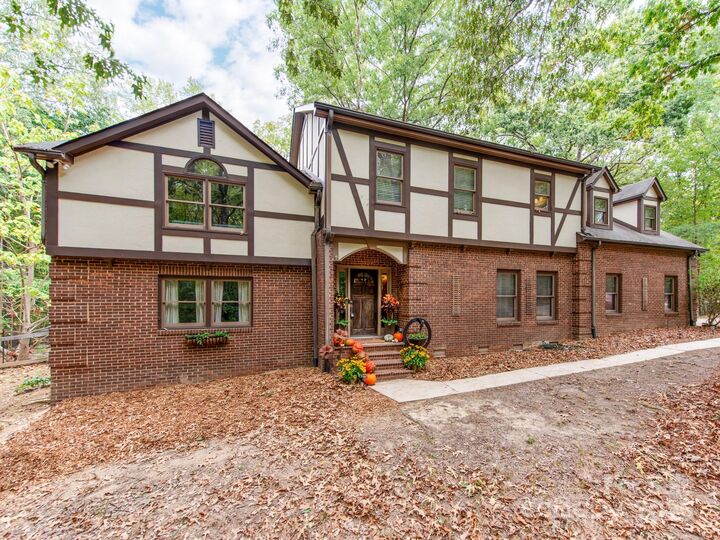 17222 Green Hill Road  Charlotte NC 28278 photo
