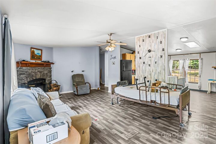 Property Photo:  5180 Branchside Drive  NC 28630 