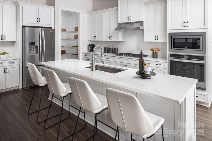 Property Photo: 5321 Mint Harbor Way 310 NC 28269