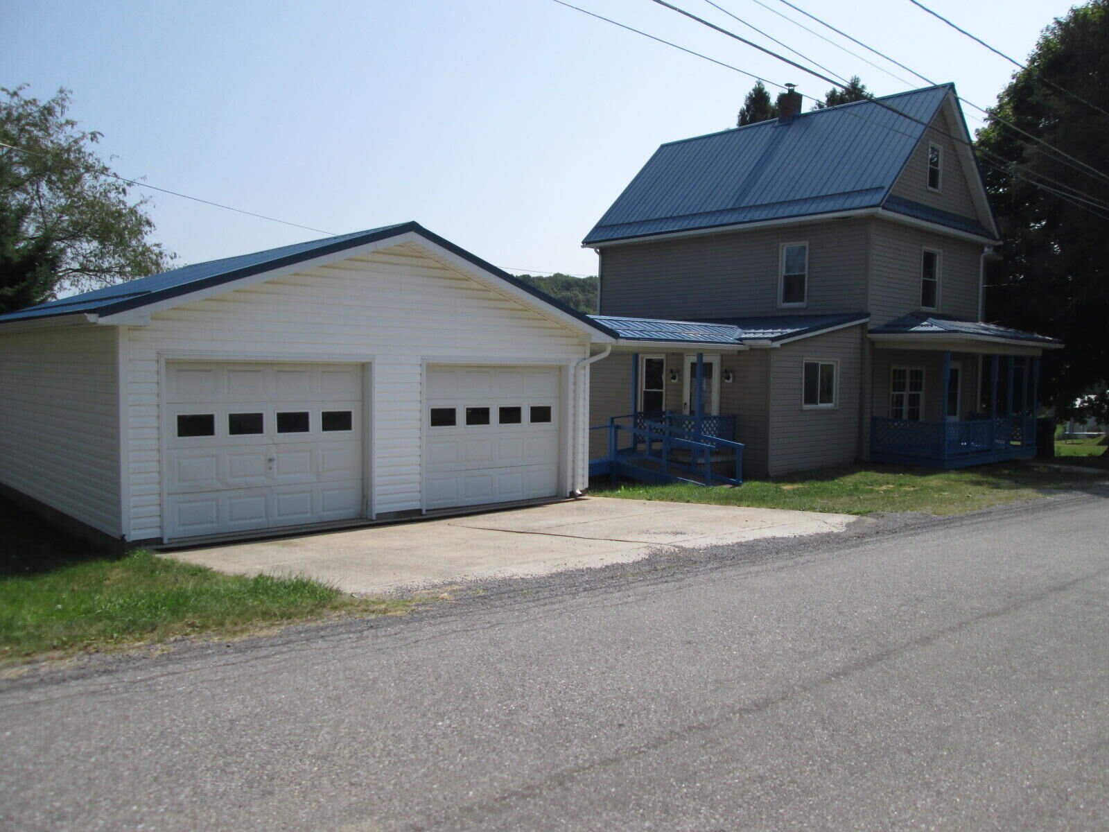 Property Photo: 70 Tunnel Hill Rd PA 15825