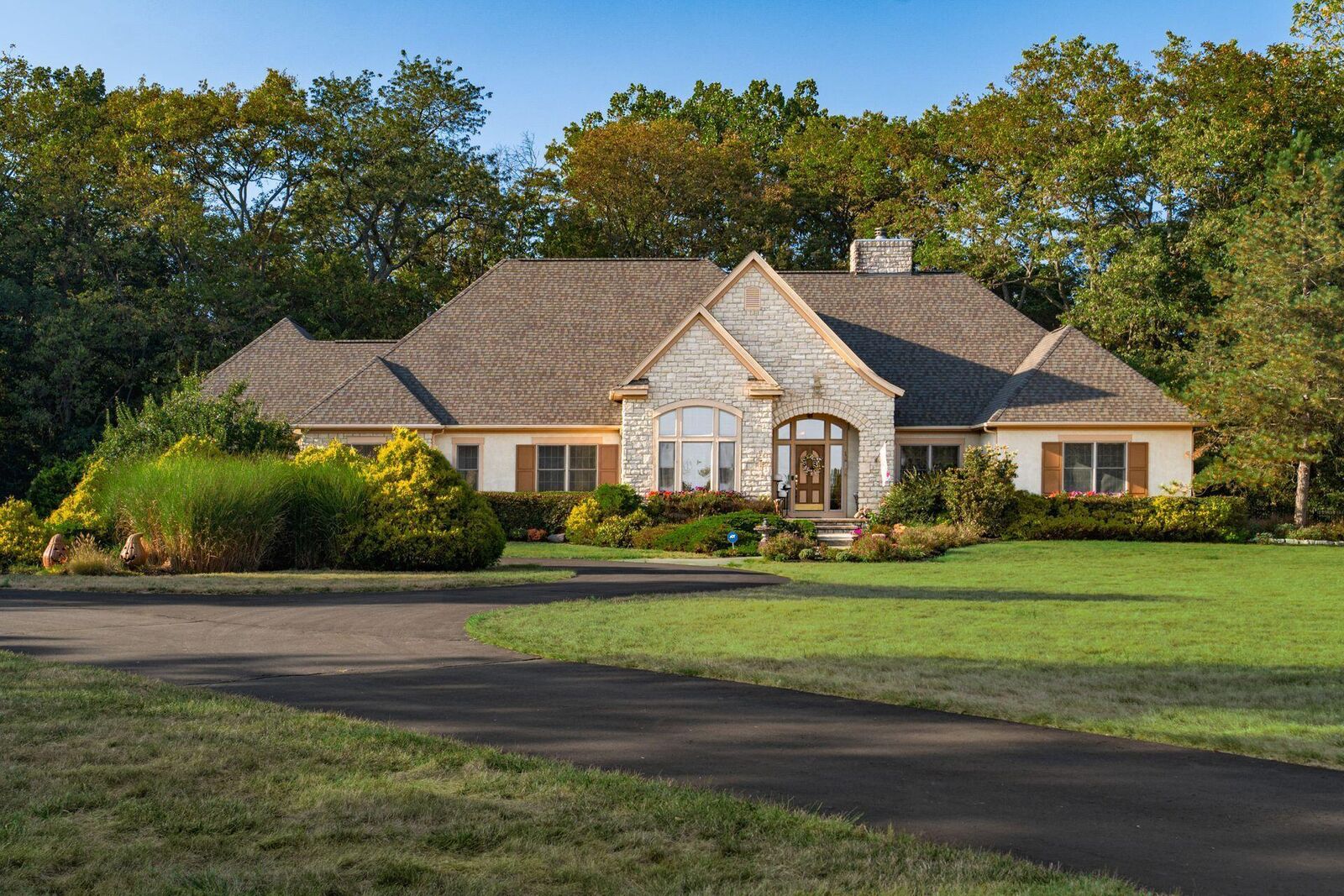 Property Photo: 545 Trillium Drive OH 43119