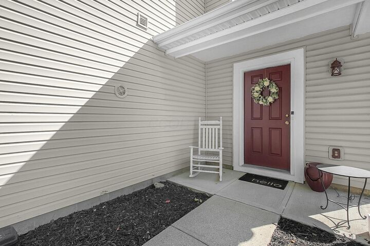 Property Photo:  6167 Kensington Glen Drive  OH 43110 