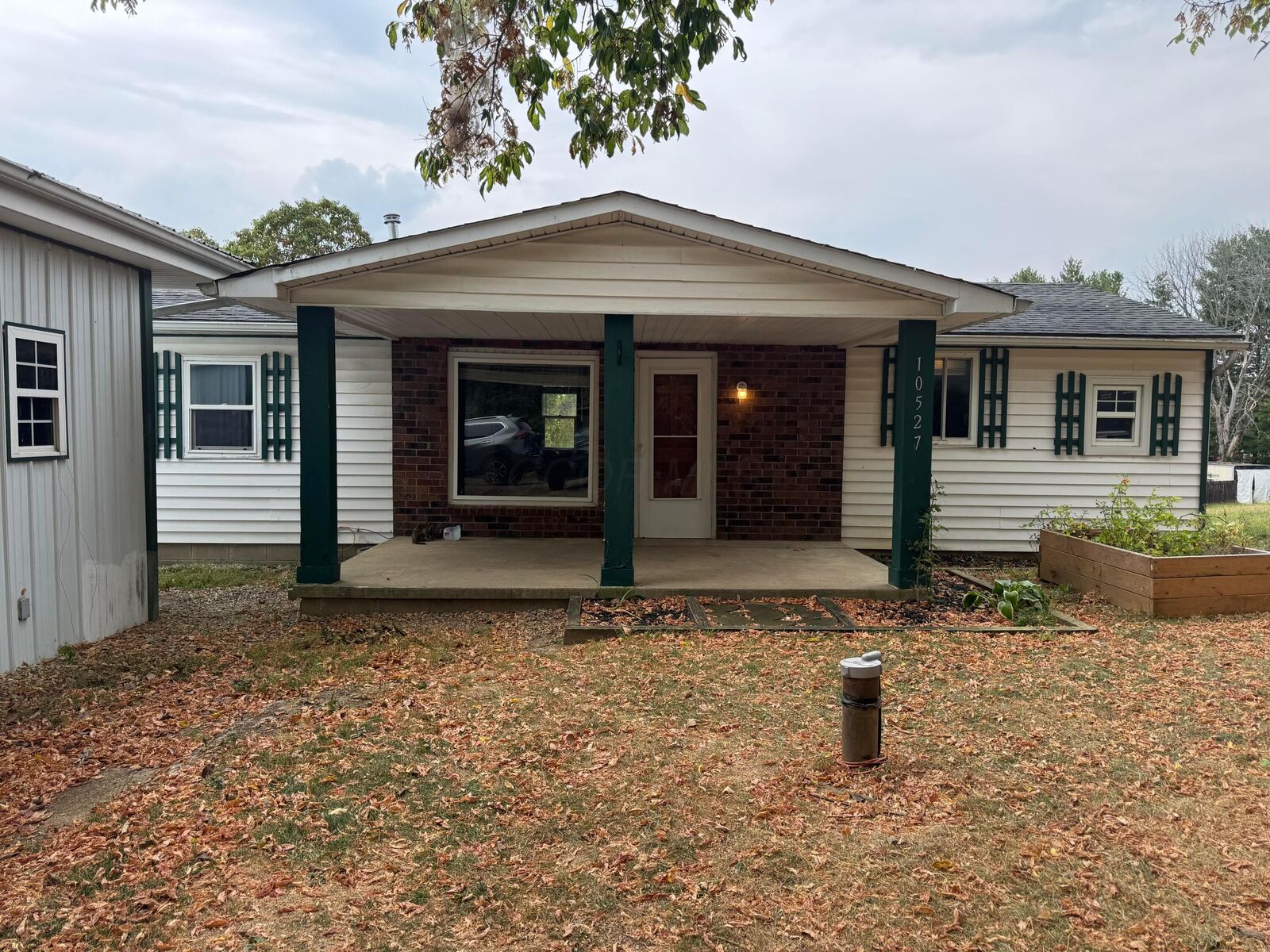 Property Photo:  10527 Garrett SW Road  OH 43102