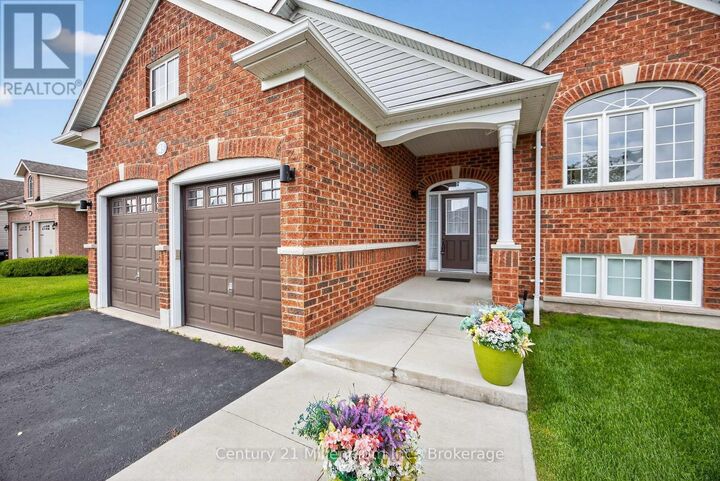 Property Photo: 45 Red Pine Crescent ON L9Z 3B2