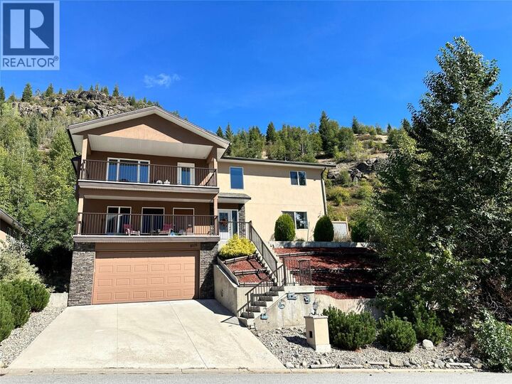 8121 Birchwood Drive  Trail BC V1R 4Y3 photo