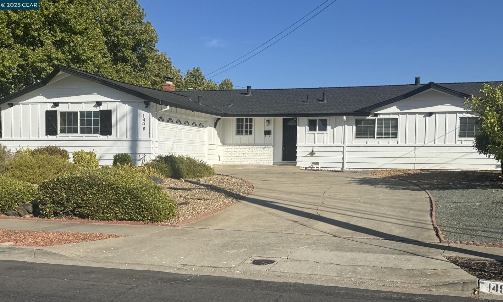 Property Photo: 1498 Delaware Dr CA 94521