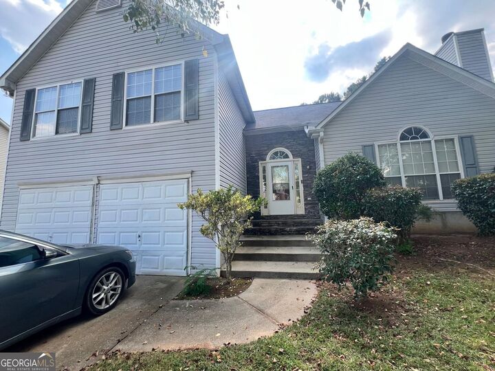 Property Photo: 10617 Barberry Drive GA 30228