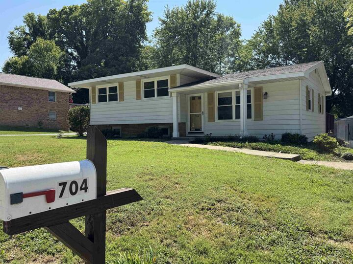704 Cherokee Drive  Henderson KY 42420 photo