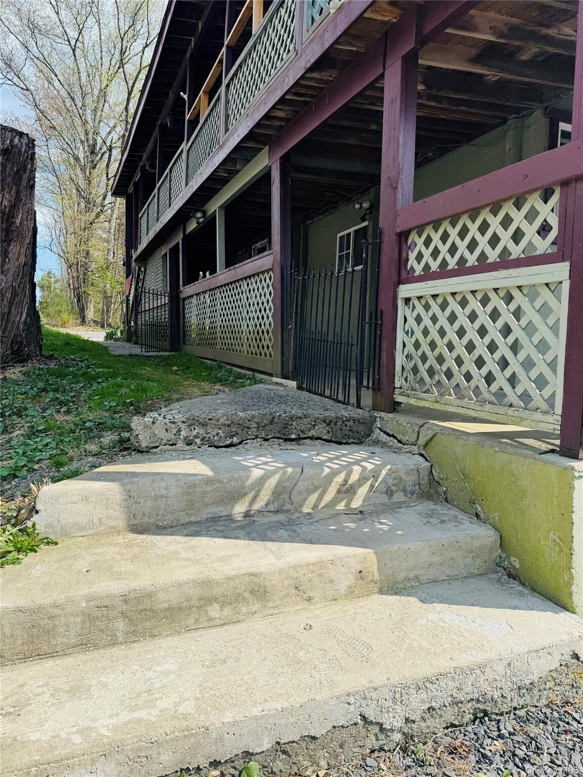 Property Photo:  152 Forest Glen Road #4  NY 12561