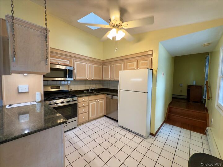 Property Photo:  3 Hennessey Place  NY 12601 