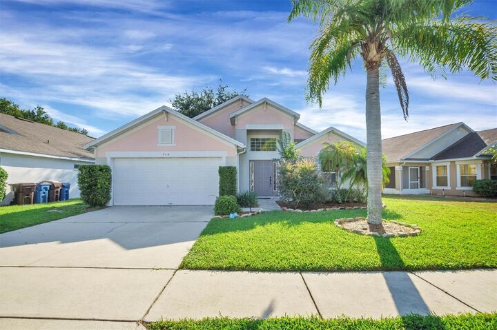 712 Windsor Estates Drive  Davenport FL 33837 photo