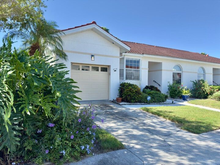 4714 61st Avenue Terrace W  Bradenton FL 34210 photo