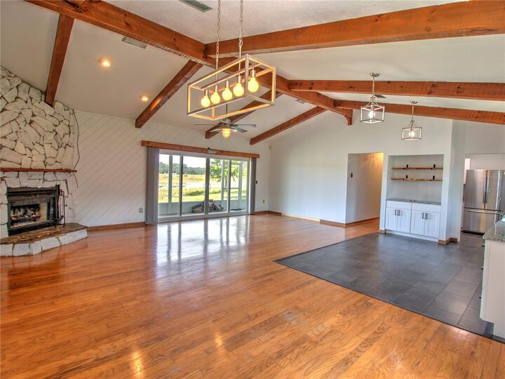 Property Photo: 24921 NE 136th Lane FL 32134