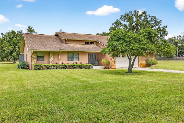 Property Photo:  8410 W Knights Griffin Road  FL 33565 