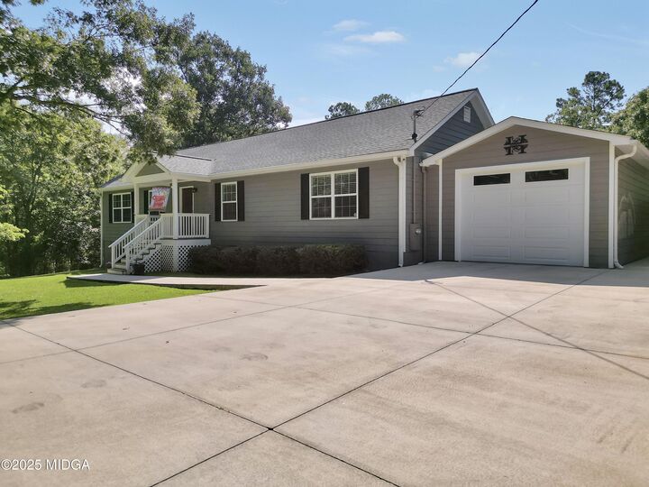 Property Photo:  186 Harbor Drive  GA 31024 
