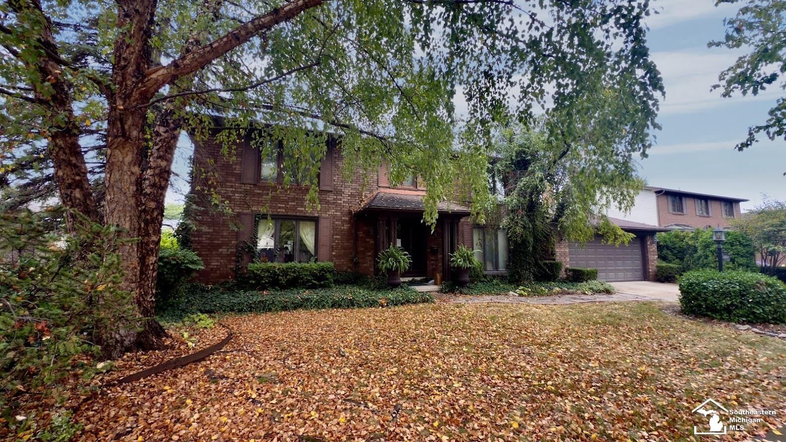 Property Photo:  26290 Lawrence Drive  MI 48127 