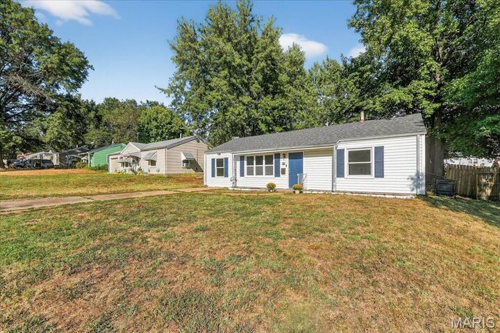 Property Photo:  9854 Dennis Drive  MO 63136 