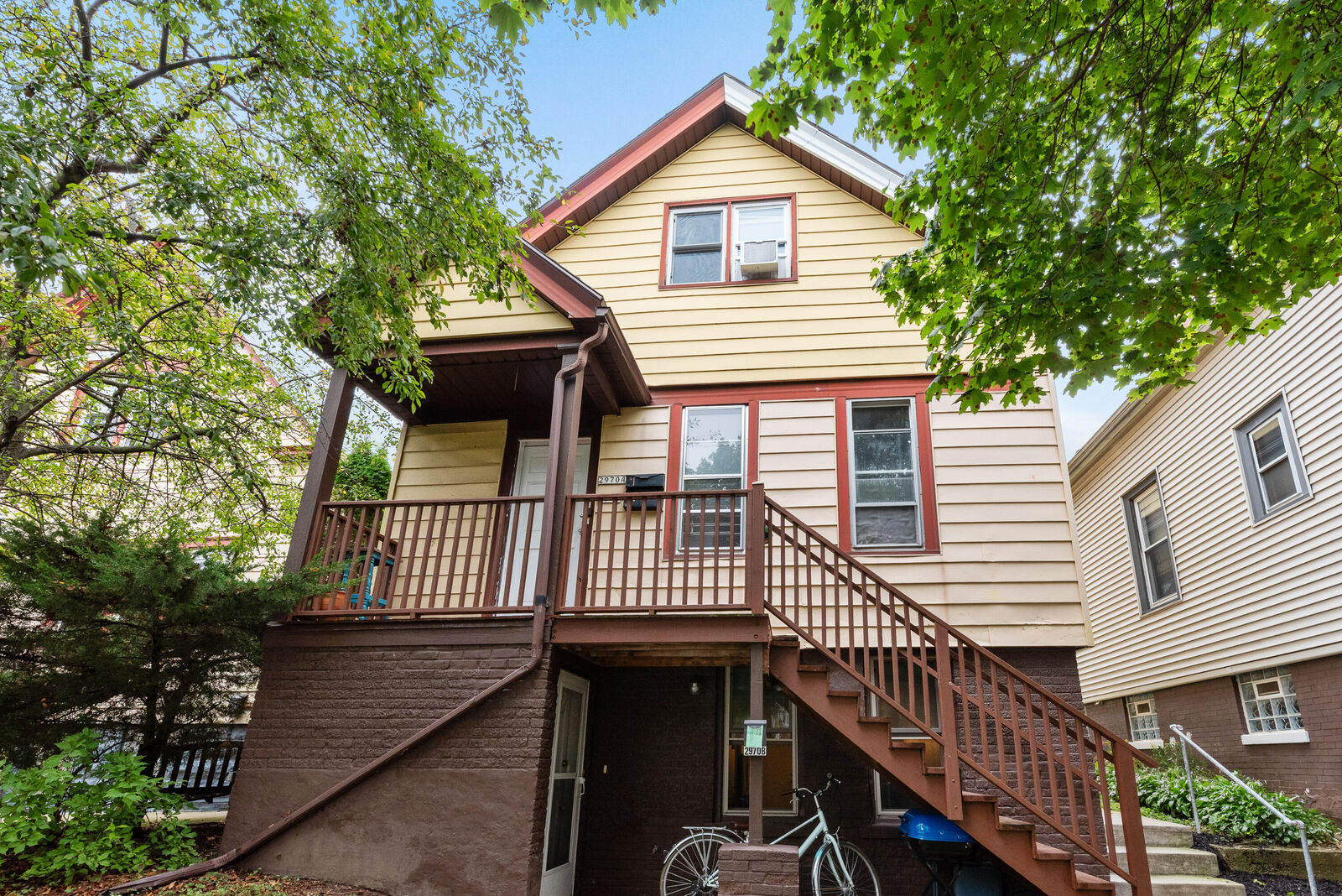 Property Photo:  2970 N Bremen St  WI 53212 