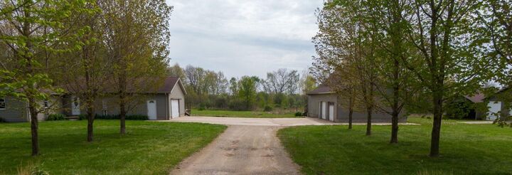 Property Photo: 15105 Carpenter Road MI 49128