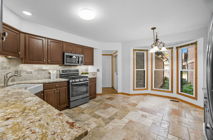 Property Photo: 511 Rosebud Drive S IL 60148