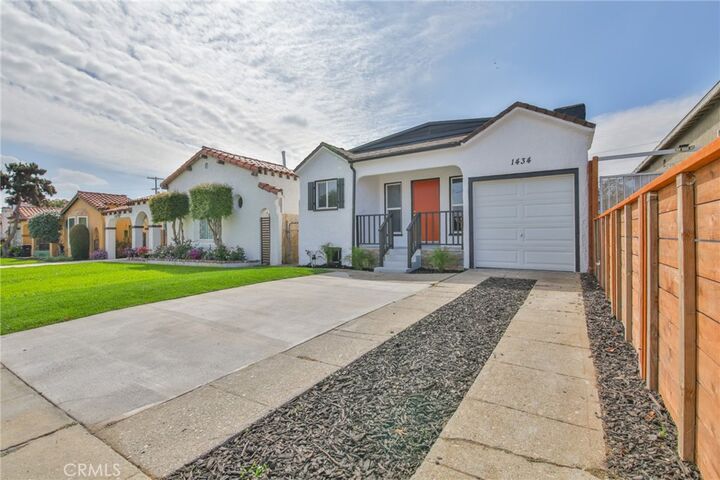 Property Photo:  1434 W 92nd St  CA 90037 
