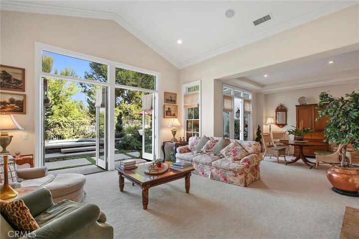 Property Photo:  6 Ironwood Drive  CA 92660 