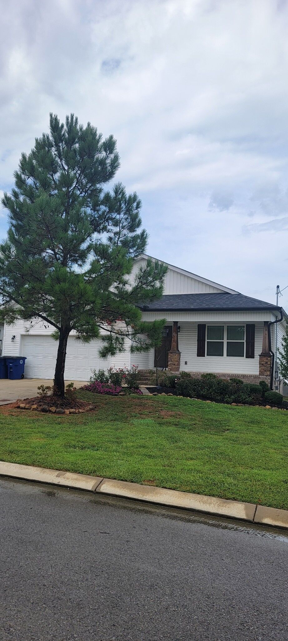 Property Photo:  109 Blue Grass Dr  TN 37160 