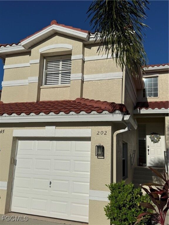 Property Photo: 945 Eastham Way H202 FL 34104