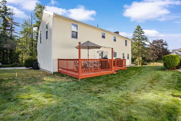 Property Photo:  26 Old Orchard Way  NH 03103 