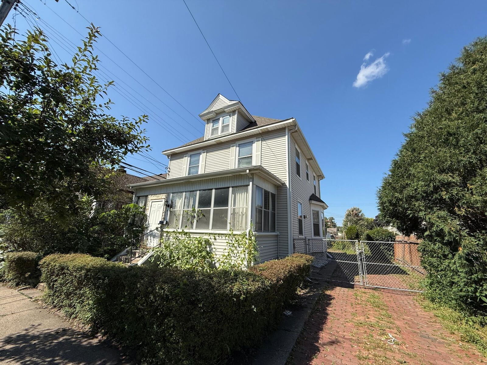 Property Photo: 417 4th Avenue NE MN 55413
