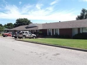 Property Photo:  1813 S 14th Street  AR 72758 