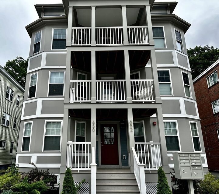 Property Photo:  650 Hyde Park Ave 2L  MA 02131 