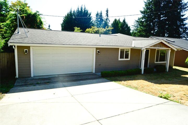 12649 NE 104th Street  Kirkland WA 98033 photo