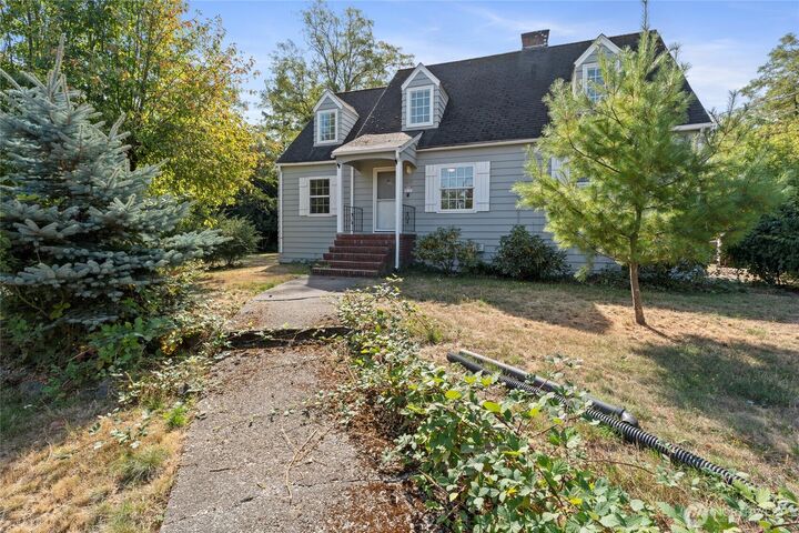 Property Photo: 3315 S 188th Street WA 98188