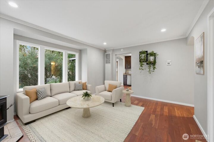 Property Photo:  4342  338th Place SE  WA 98024 