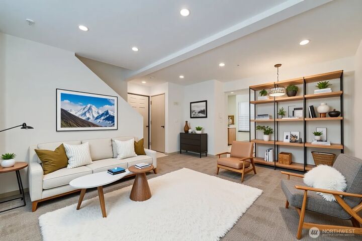 Property Photo:  10 E Casino Road 2  WA 98208 