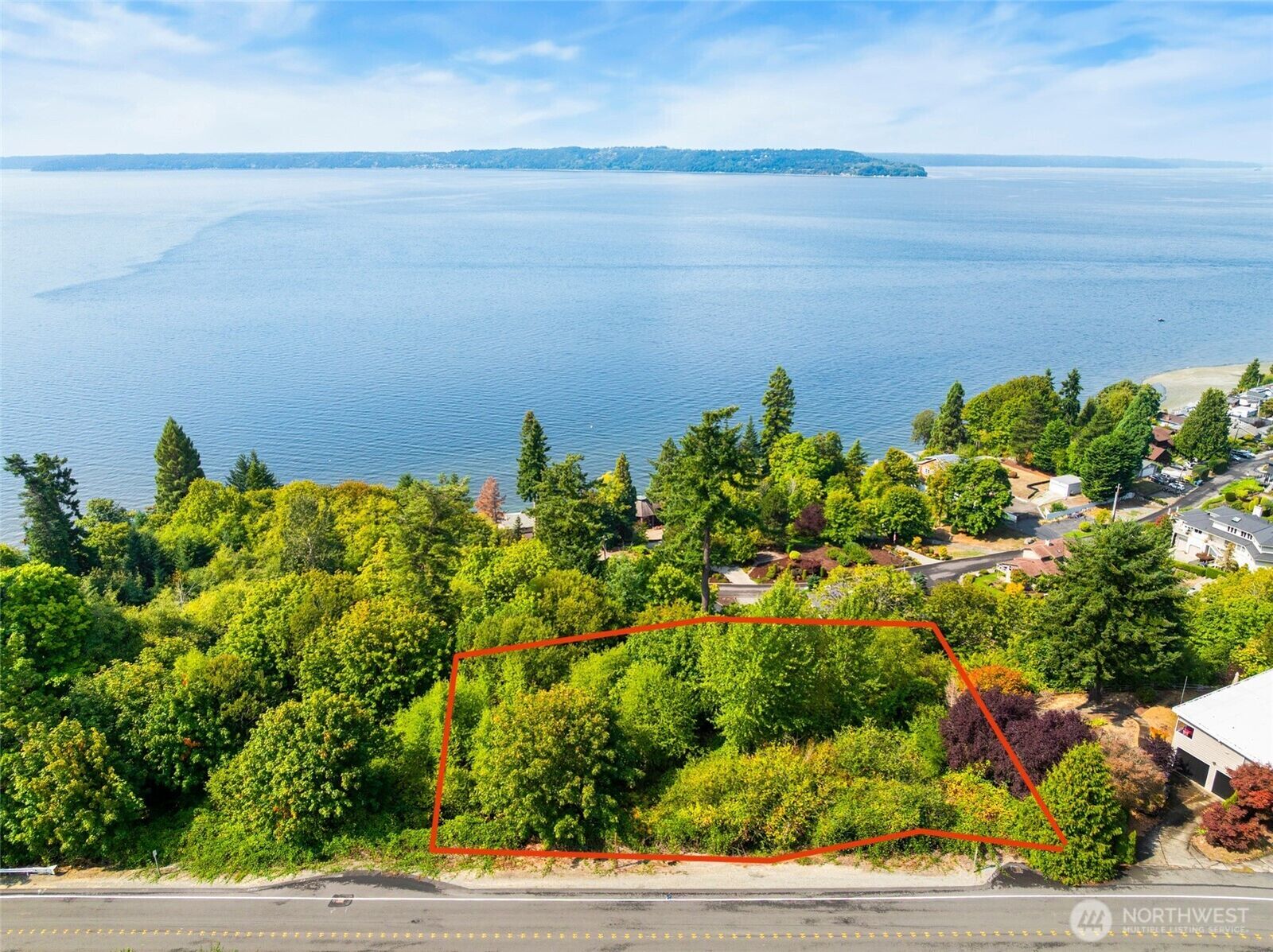 Property Photo:  274 Xx  Marine View Drive S  WA 98198 