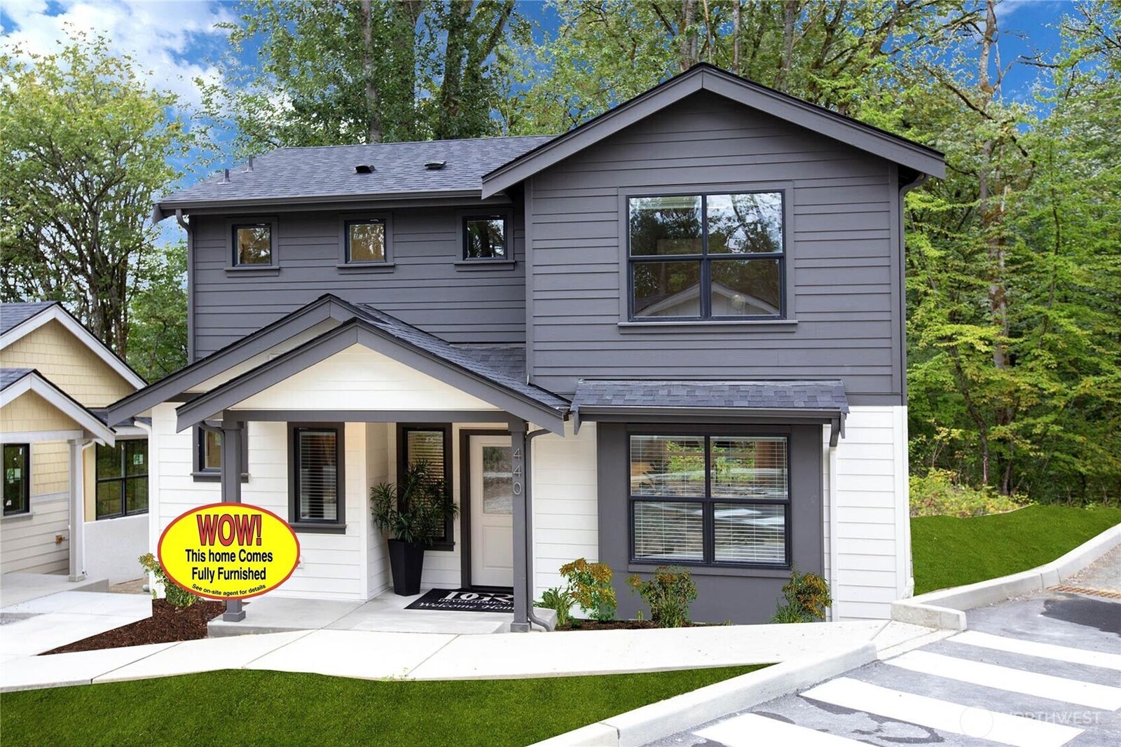 Property Photo:  440  20th Ave  WA 98033 