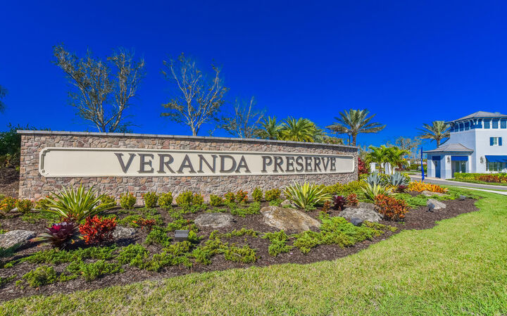 Property Photo:  642 SE Goldenrod Road  FL 34984