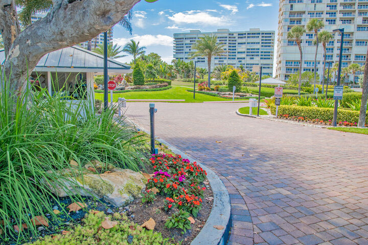 Property Photo:  4201 N Ocean Boulevard 307  FL 33431 