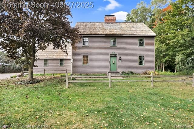 90 E Washington Street  Village of Clarkston MI 48346 photo