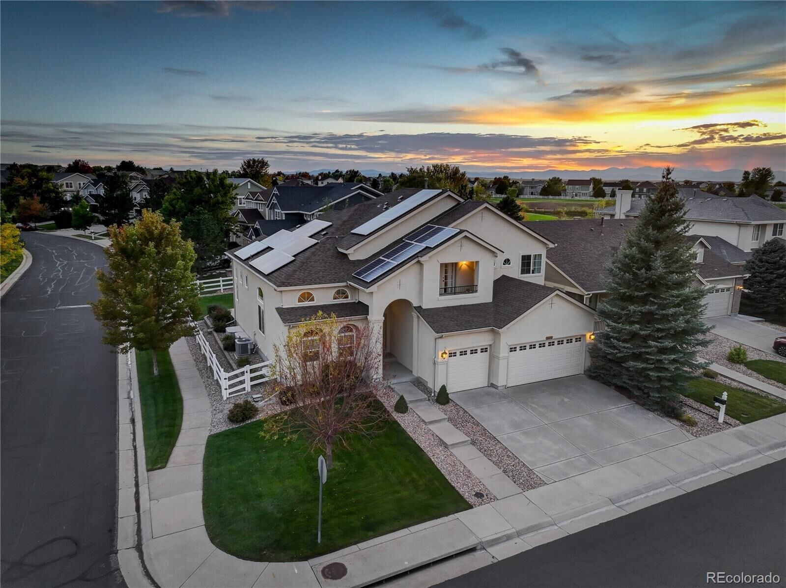 Property Photo:  24582 E Idaho Place  CO 80018 