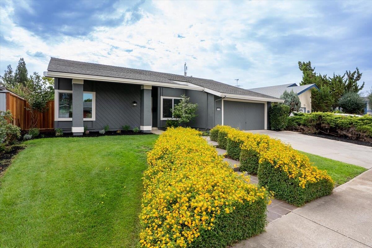 Property Photo:  1188 Alvernaz Drive  CA 95121 
