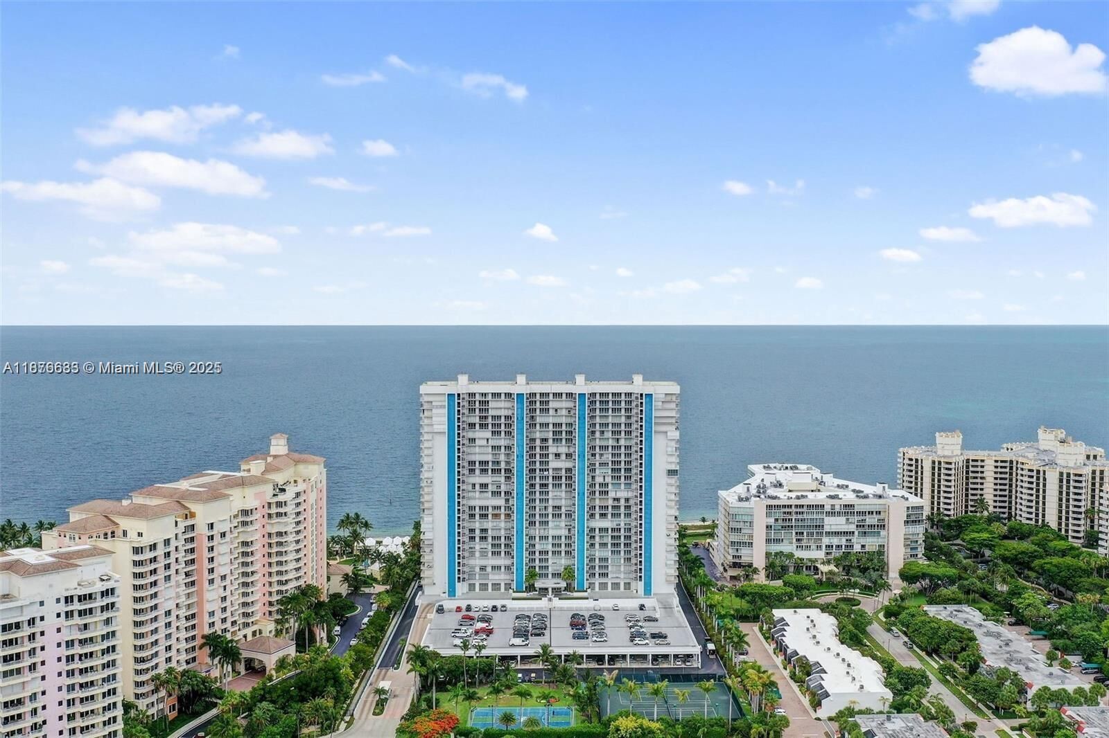 Property Photo: 881 Ocean Dr 8G FL 33149