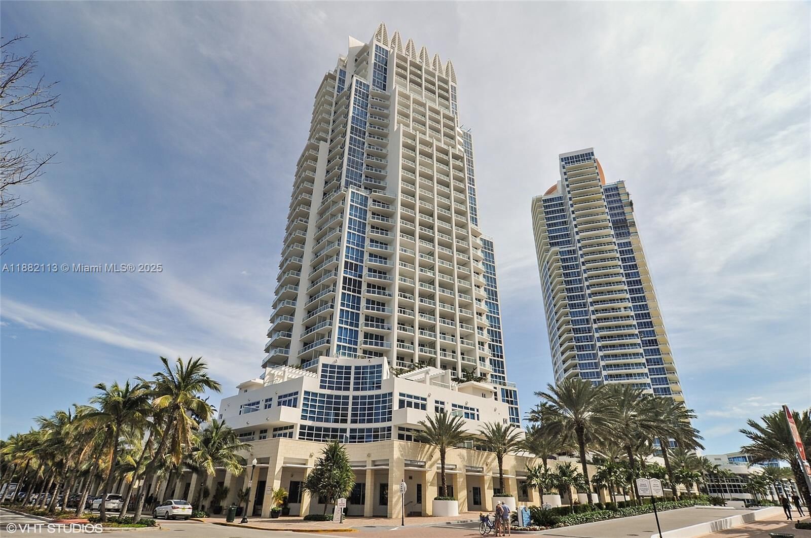Property Photo: 50 S Pointe Dr 1405 FL 33139