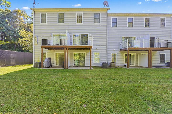 Property Photo:  296 Hamilton Avenue Apt 30  CT 06360 