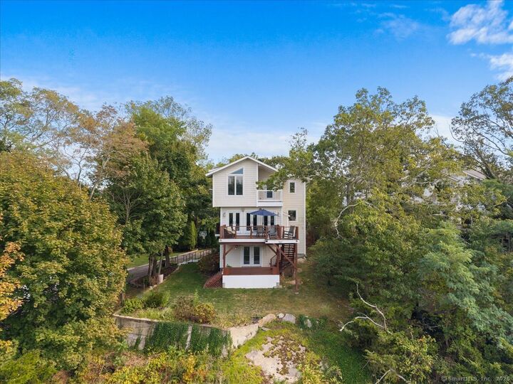 Property Photo:  33 Jefferson Place  CT 06405 