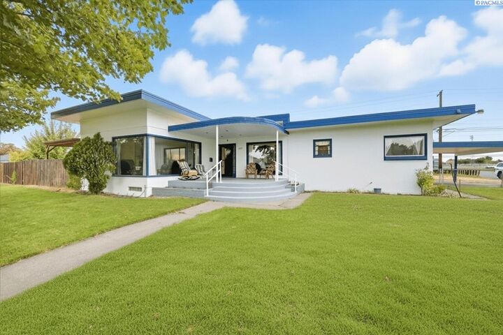 1703 W Irving  Pasco WA 99301 photo