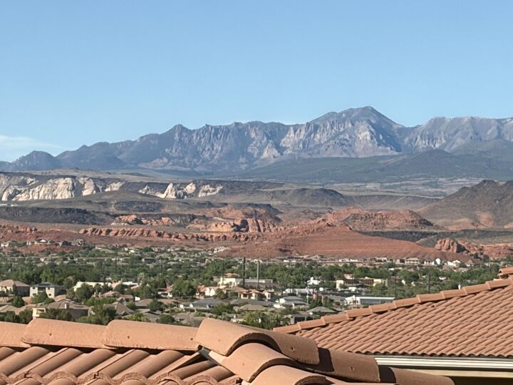 Property Photo:  280 S Luce Del Sol Dr #615  UT 84770 