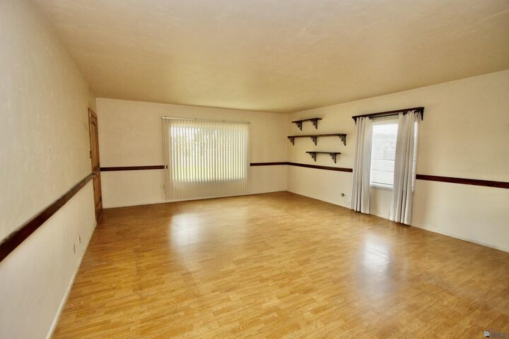 Property Photo: 1338 S 11 Ave AZ 85364
